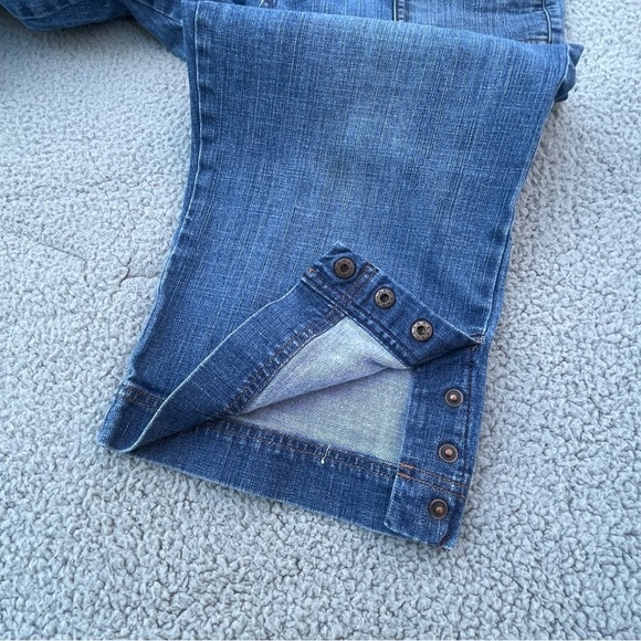 Eddie Bauer Capri Jeans Womens 14‎ Med Wash Blue Vintage 2009 Comfort plus size - Picture 13 of 16